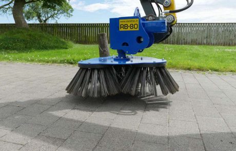 Slanetrac – RB Series – Block Paving Wire Brush Cleaner
